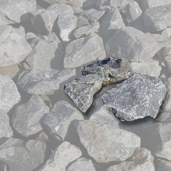 Mustersteine der Gabionenfüllung Basalt