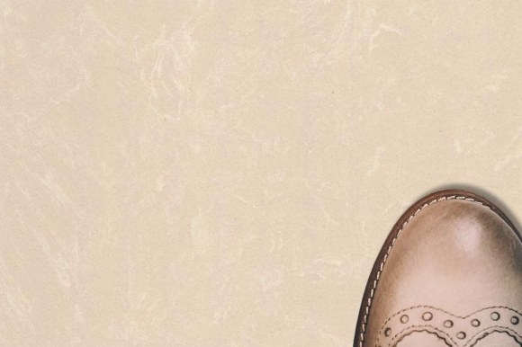 Treppenstufen Agglo-Marmor Royal Beige poliert | naturstein-online-kaufen.de