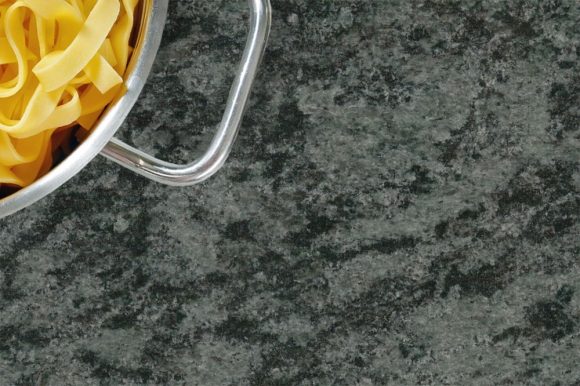 Arbeitsplatten Verde Oliva | naturstein-online-kaufen.de