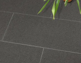 Terrassenplatten NERO ASSOLUTO – Eleganz aus Simbabwe